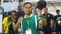 Ardi Idrus diperkenalkan sebagai pemain baru Persebaya Surabaya. (Bola.com/Aditya Wany)