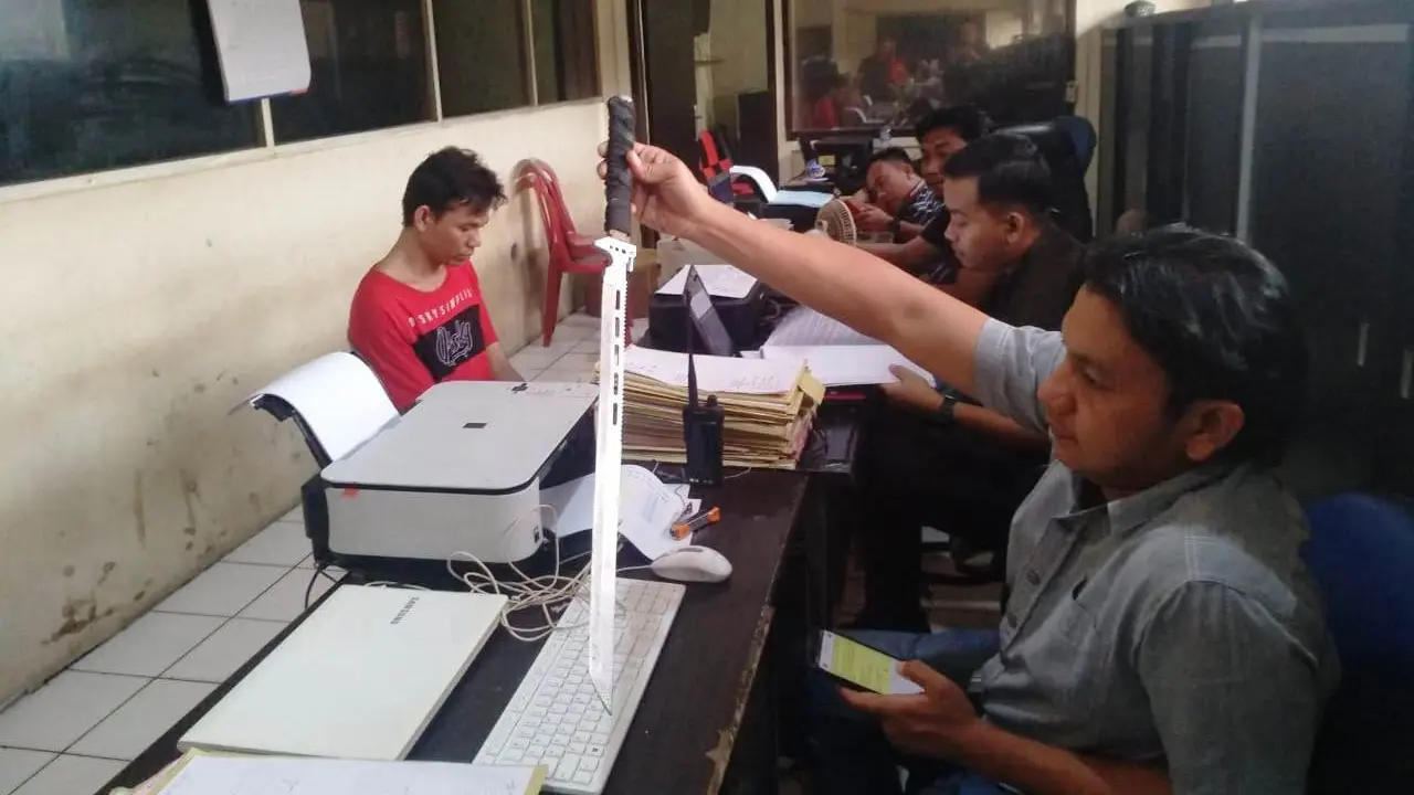 Warga Palembang Aniaya Pedagang Karena Diejek Mirip Waria