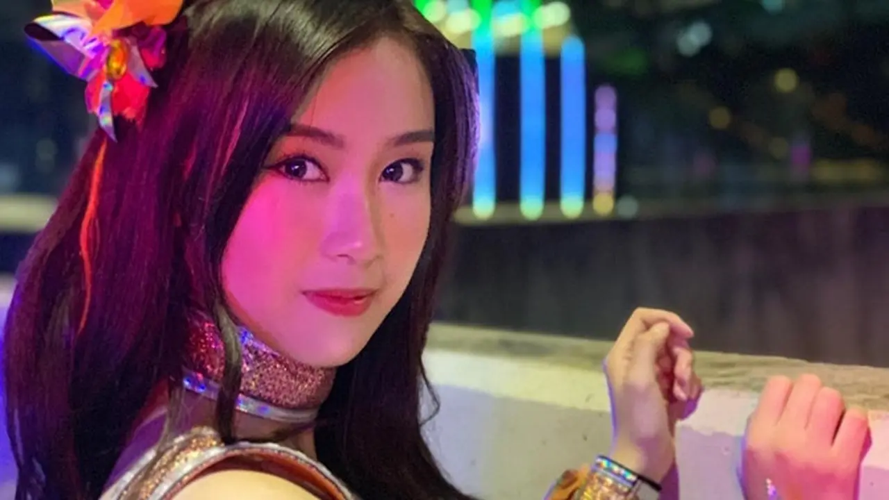 Jadi Peserta Miss Indonesia 2020, Ini 6 Potret Michelle Christo JKT48