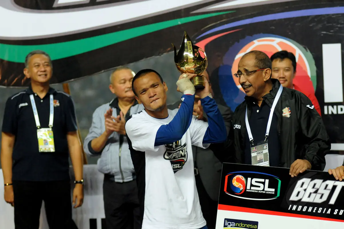 Persib Bandung Tuntaskan Penantian Gelar Juara ISL