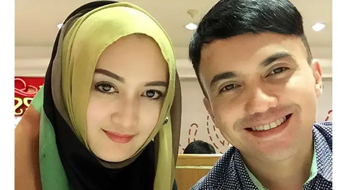 [Bintang] Sahrul Gunawan dan Indriani Hadi