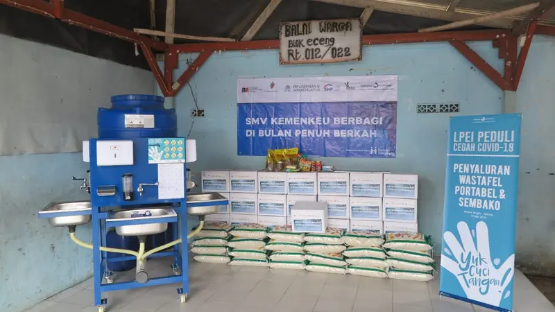 Dukung Pemerintah Cegah Covid-19, LPEI Berikan Bantuan Wastafel Portable & Paket Sembako kepada Warga Muara Angke