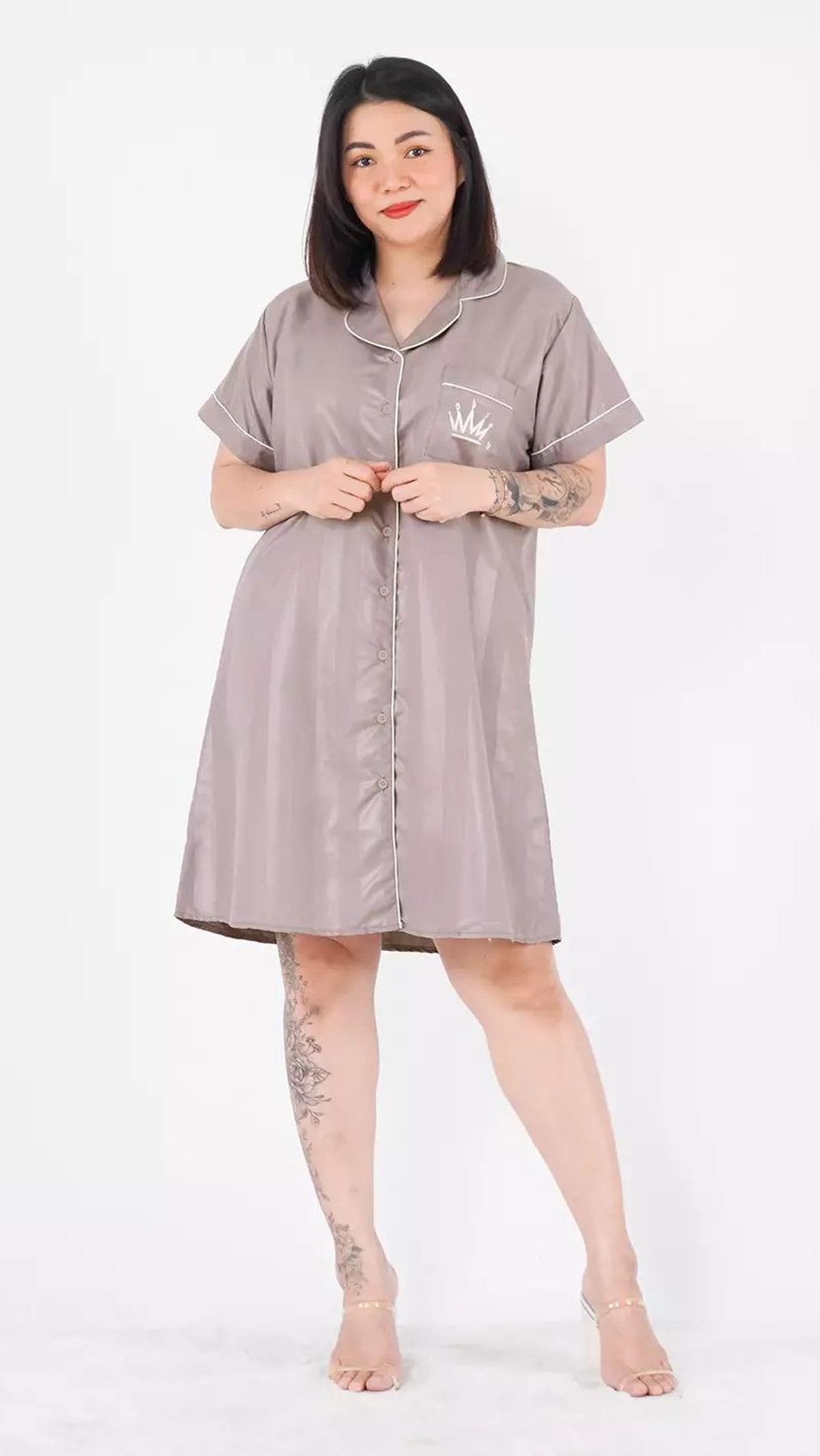 4. Untuk Busui, Pilih Daster dengan Bukaan Depan<br>