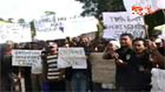 Warga Nganjuk Protes Proyek Jalan Tol