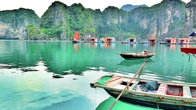 Keindahan Ha Long Bay