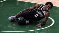 Kyrie Irving cedera saat Nets melawan Bucks di gim keempat semifinal Wilayah Timur NBA (AFP)