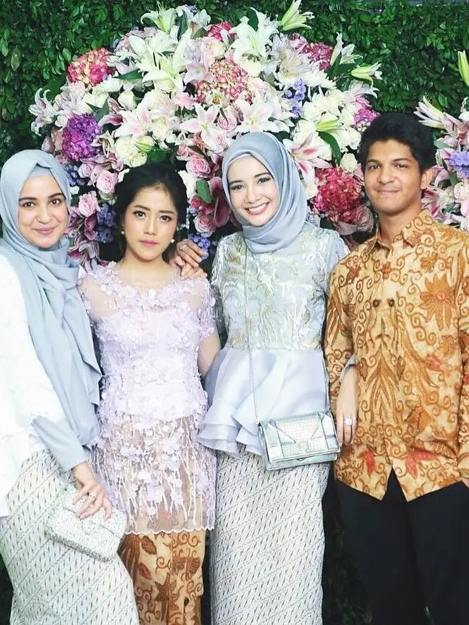 [Bintang] Zaskia Sungkar