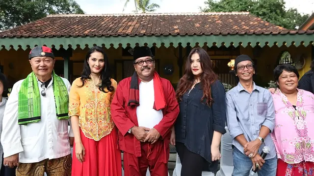 [Bintang] Preskon Si Doel The Movie