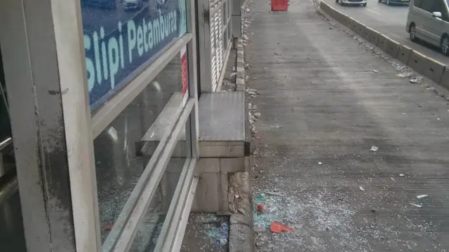 Halte Slipi Petamburan