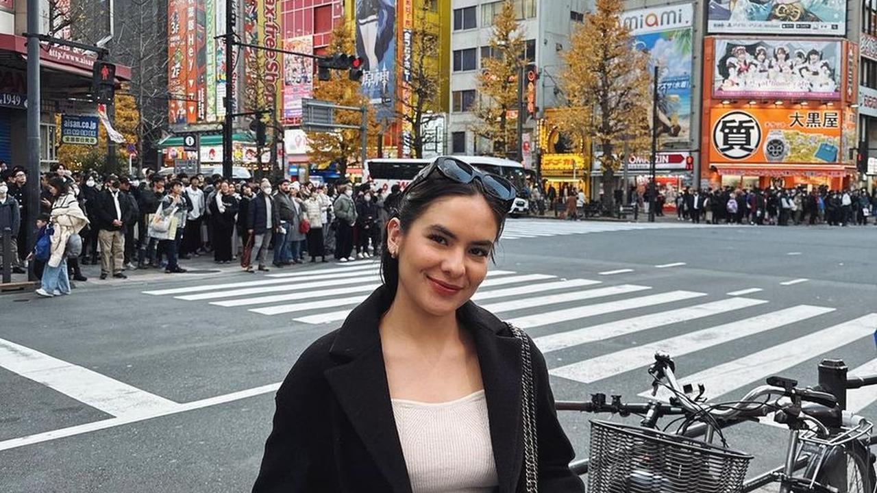 Steffi Sedang Menikmati Status Sendirinya