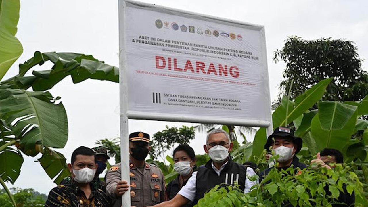 Satgas BLBI sita aset obligor Trijono Gondokusumo berupa sebidang tanah seluas 580.440 meter persegi di Desa Cibodas, Jonggol, Kabupaten Bogor. (Dok Satgas BLBI)