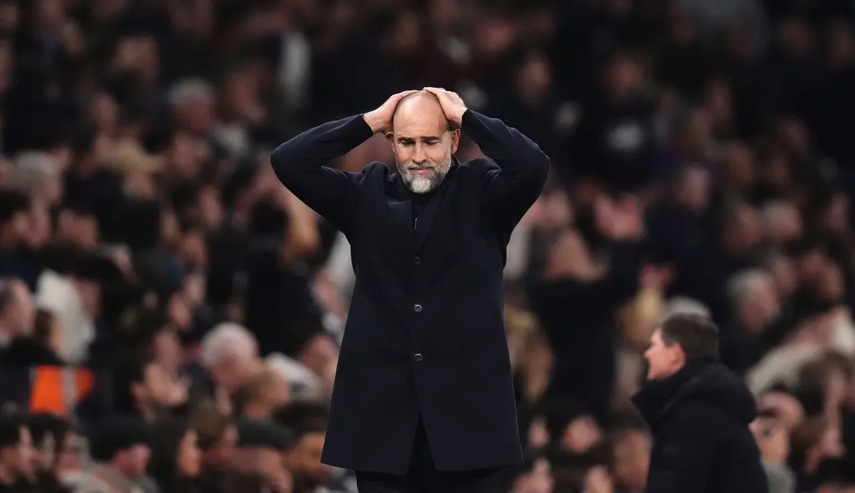 Skor 3-1 tak berubah hingga berakhirnya pertandingan. Hasil ini menambah catatan buruk Tottenham Hotspur dengan tak pernah sekalipun meraih kemenangan dalam 11 laga terakhir (tujuh kali kalah dan empat kali imbang) di Liga Inggris. (AP Photo/John Walton)