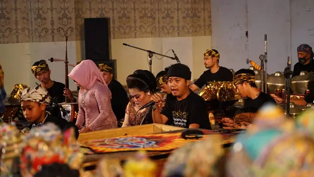 Pawayangan mangrupa budaya anu tiasa lebet kana sakur élemén masarakat, utamina dina mangsa parobahan paripolah boh ngeunaan Covid boh ngeunaan ODF (Open Defecation Free).