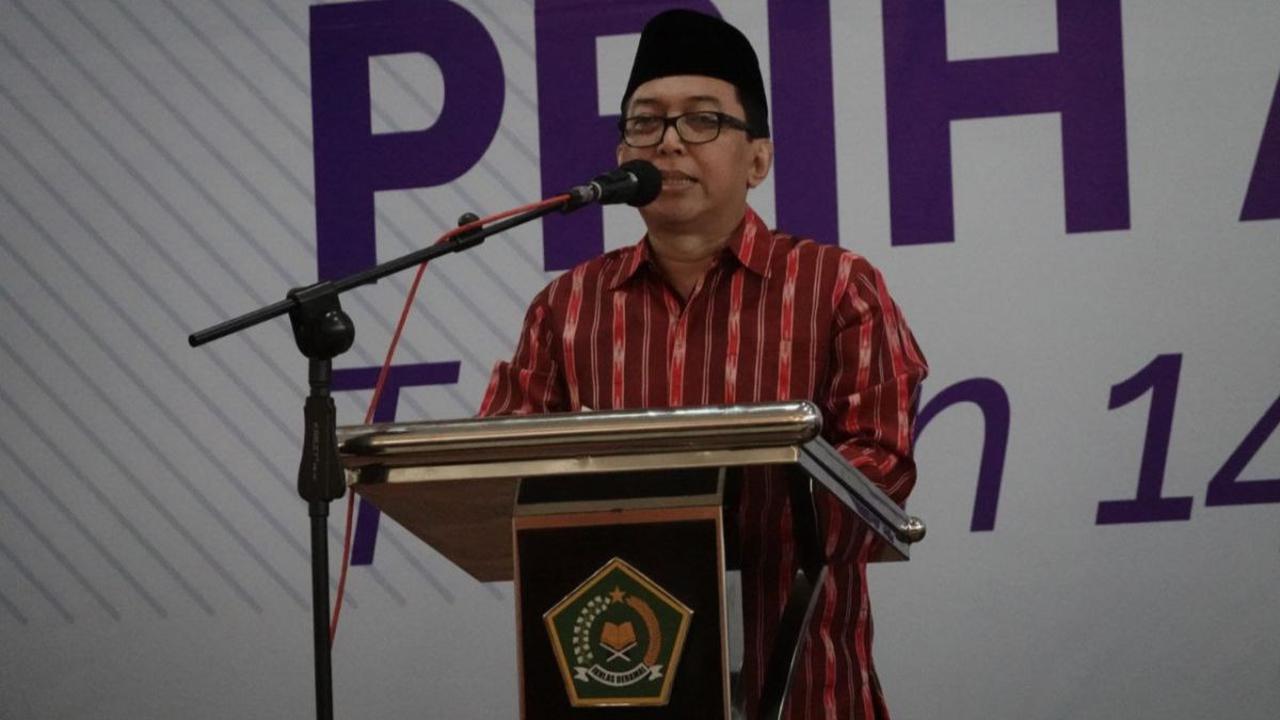 Secara umum, Ahmad mengatakan total jemaah lansia yang akan menjalankan ibadah haji tahun ini sebanyak 10.375 orang. Jumlah tersebut 5 persen dari total jemaah haji yang sudah membayar lunas biaya haji tahap 1 dan 2.