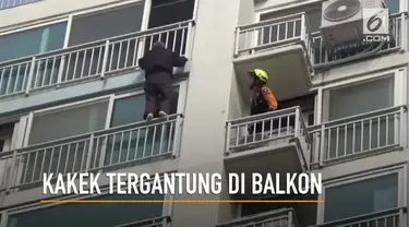 Proses penyelamatan seorang kakek penderita demensia yang tergantung di balkon apartemen terekam kamera.