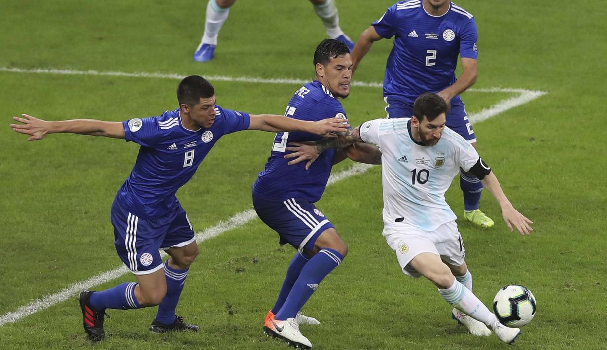 Messi tercatat tiga kali membawa Timnas Argentina lolos dari babak semifinal dan melaju ke partai final. (AP/Ricardo Mazalan)