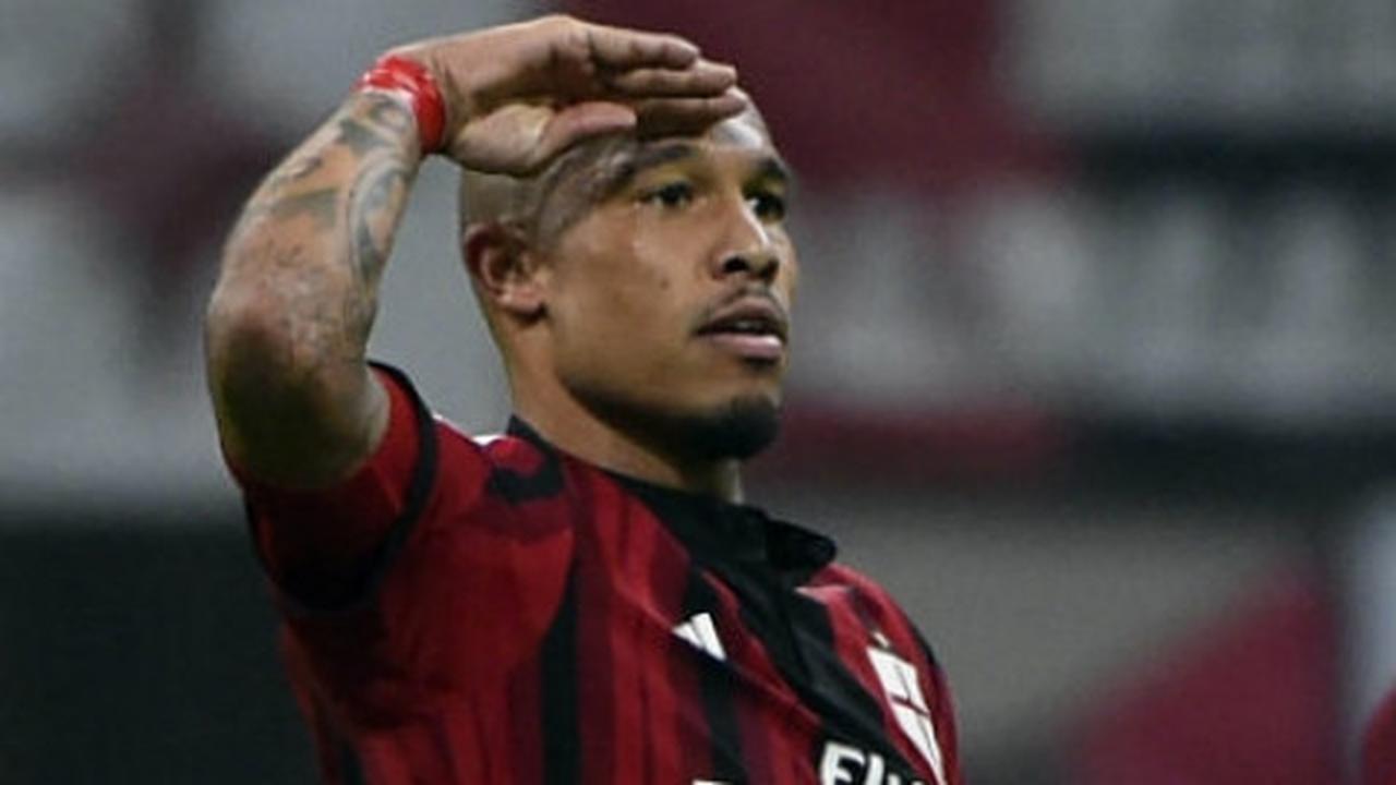 De Jong perpanjang kontrak