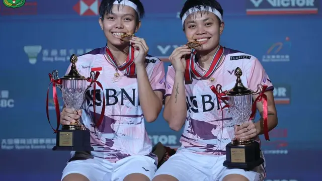 Pasangan ganda putri Apriyani Rahayu/Siti Fadia Silva Ramadhanti menang Hong Kong Open 2023. (Foto: Dok. Instagram @jokowi)