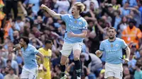 Pemain Manchester City, Kevin De Bruyne melakukan selebrasi setelah mencetak gol ke gawang Leicester dalam laga lanjutan Liga Inggris 2024/2025 di Etihad Stadium, Manchester, Inggris, Sabtu (12/04/2025) waktu setempat. (AP Photo/PA/Martin Rickett)