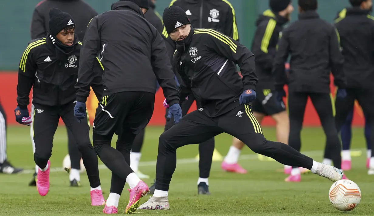 <p>Manchester United akan bertanding melawan wakil Spanyol, Sevilla dalam pertandingan perempatfinal Liga Europa. (Nick Potts/PA via AP)</p>