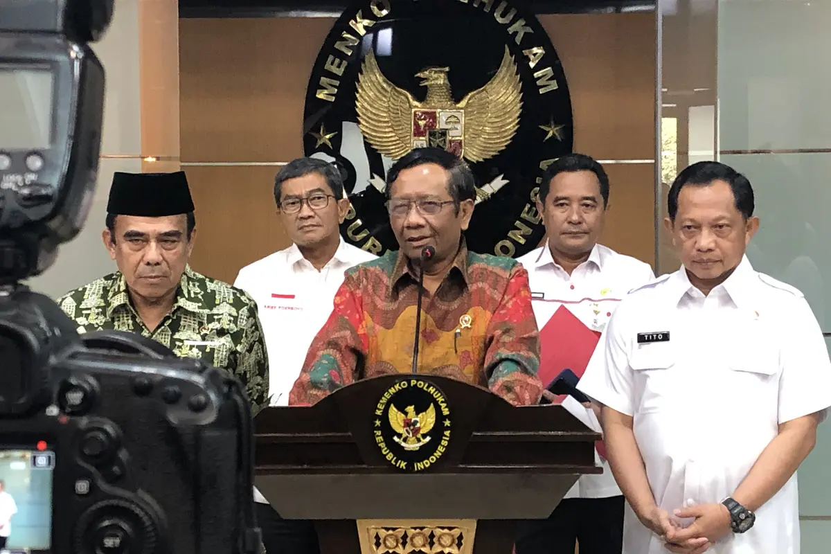 Menko Polhukam Mahfud Md di kantornya, Jakarta, Rabu (27/11/2019).