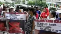 VIDEO: Aksi Protes Warga Tuntut Ketua KPUD DKI Mundur 