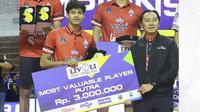 Bintang LavAni Navy Boy Arnez Arabi terpilih sebagai pemain terbaik atau MVP Livoli Divisi Utama 2025. Boy Arnez juga meraih penghargaan best outside hitter. (foto: instagram @indonesian_volleyball)
