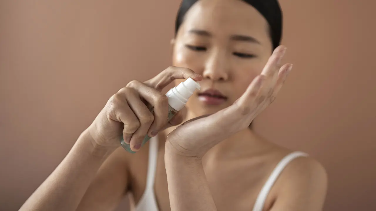Hindari penggunaan produk skincare ilegal agar kulit wajah tetap sehat