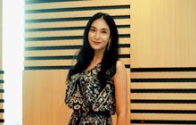 5 Model Batik Casual hingga Resmi Ala Happy Salma, Inspirasi Tampil Elegan Tanpa Perlu Ribet