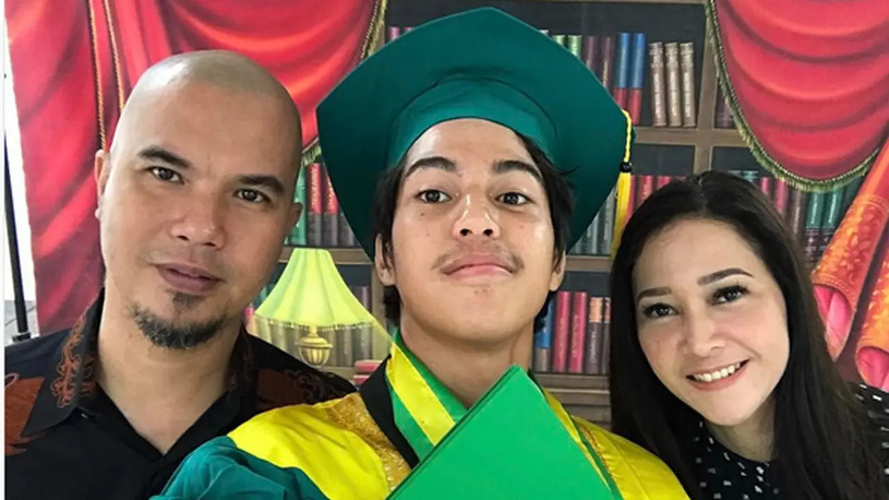 [Bintang] Maia Estianty dan Ahmad Dhani serta El Rumi