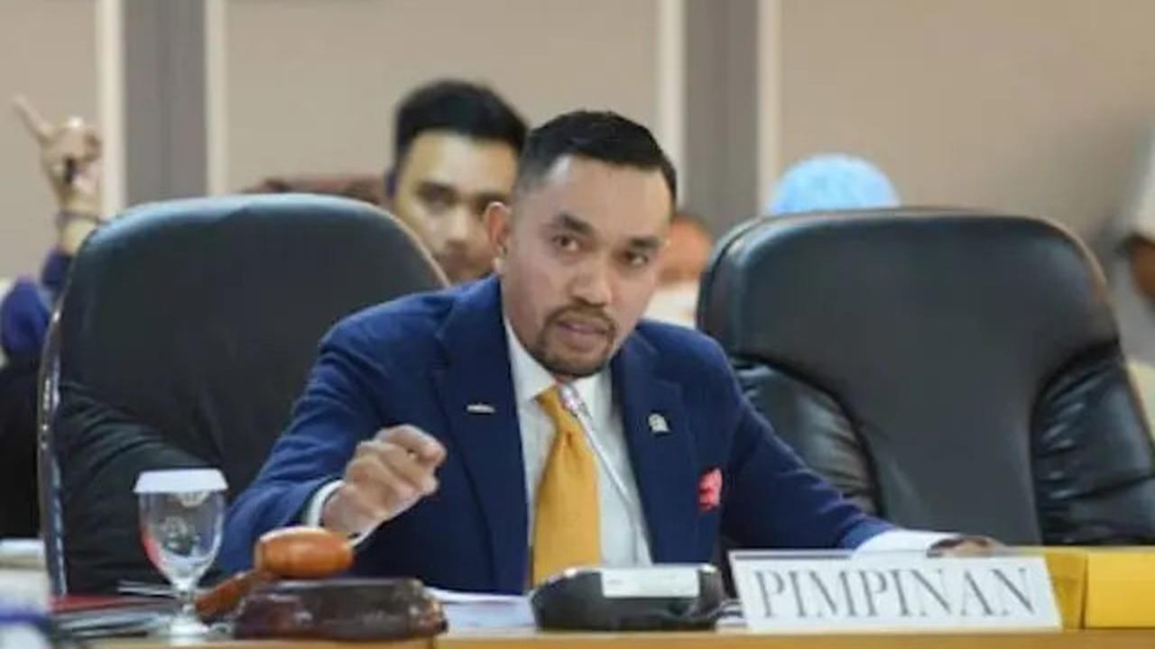 Dinonaktifkan dari DPR, Sahroni dan Nafa Urbach Masih Tetap Dapat Gaji?