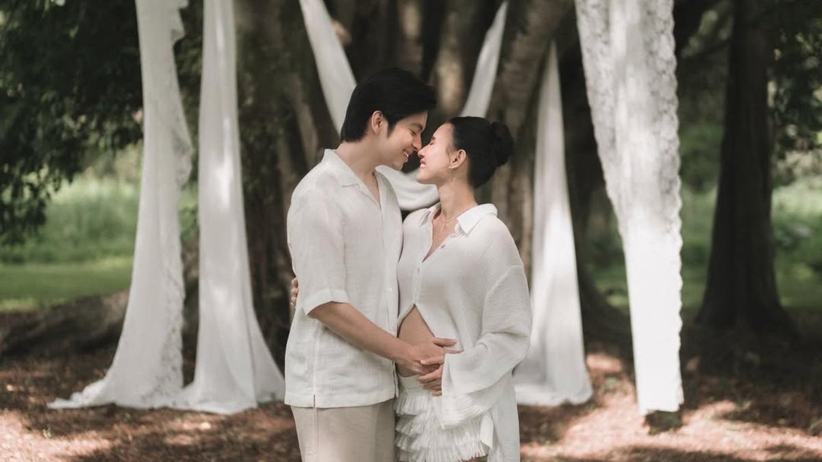 Gender Reveal, Angga Yunanda &amp; Shenina Cinnamon Menyambut Buah Hati Laki-Laki