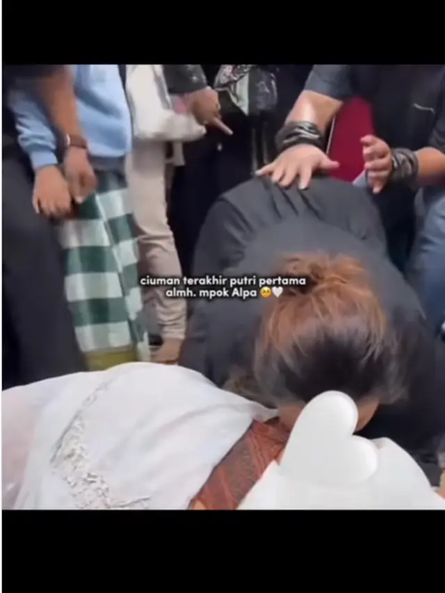 Curhat Pilu Sherly, Anak Pertama Mpok Alpa: Mama Janji Mau Temenin Wisuda