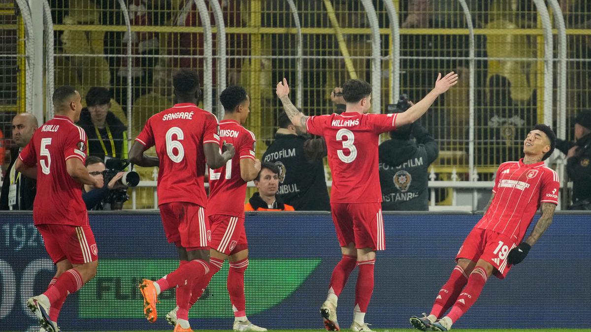 Rekap Hasil Liga Europa: Celtic dan Lille Kompak Tumbang di Kandang