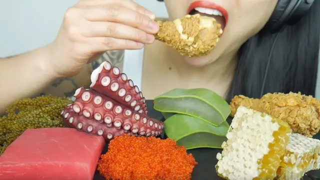 Mukbang ASMR SAS