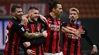 Rival sekota Inter Milan, AC Milan juga mampu mencatatkan penampilan tak terkalahkan hingga pekan ini. Walaupun kehilangan beberapa pemain top pada bursa transfer panas musim ini, Rossoneri tampil mengejutkan dengan menempati urutan kedua klasemen sementara. (AFP/Miguel Medina)