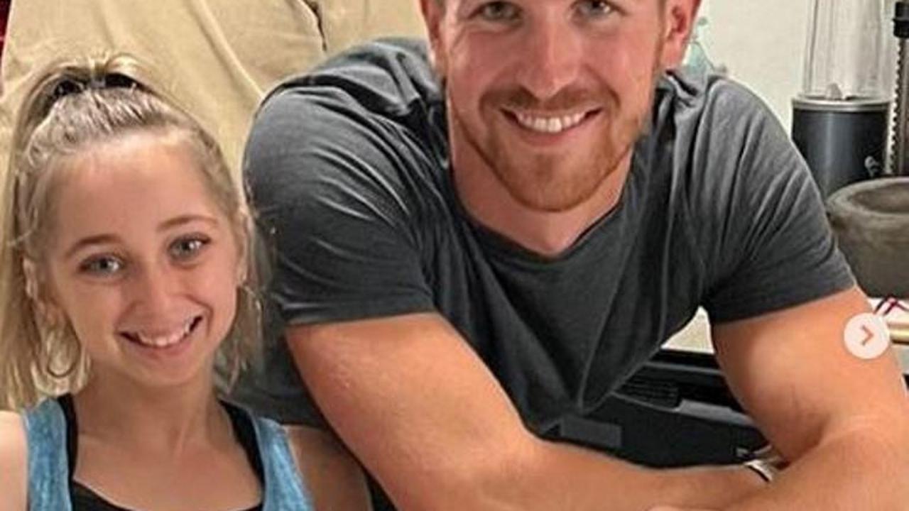 Pria Kencani Wanita 23 Tahun dengan Fisik Seperti 8 Tahun Dituding Cari Sensasi