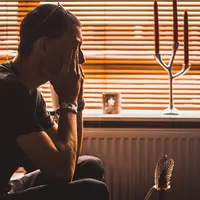 Tingkat kecerdasan yang lebih tinggi dikaitkan dengan banyak gangguan mental. (Foto: Unsplash/Christopher Lemercier)