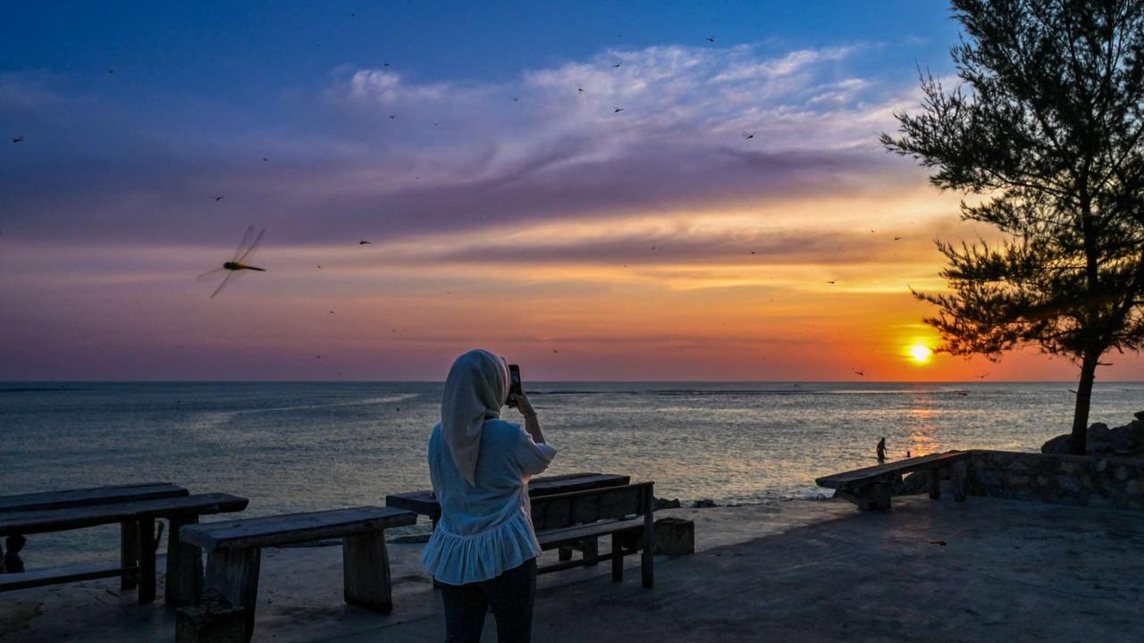 Keindahan Pantai Lhoknga Aceh Jadi Surganya Peselancar di Ujung Barat IndonesiaKeindahan Pantai Lhoknga Aceh Jadi Surganya Peselancar di Ujung Barat Indonesia