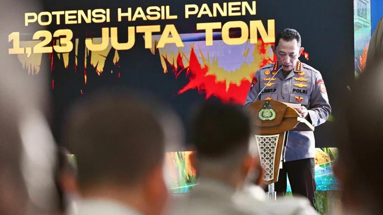 FOTO: Prabowo Panen Jagung dan Luncurkan Operasional Ketahanan Pangan