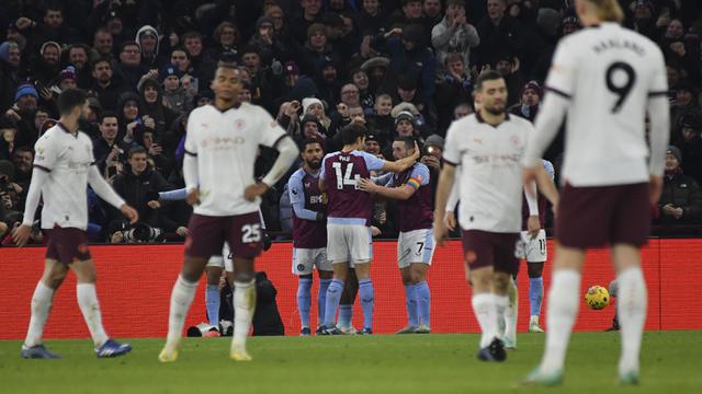 Foto: Liverpool Kudeta Posisi Runner Up Setelah Aston Villa Pecundangi Man City di Liga Inggris