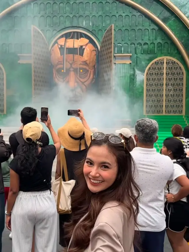 Rizky Febian dan Mahalini Nikmati Liburan Seru di Singapura Bersama Adik-Adiknya (Instagram/@rizkyfbian)