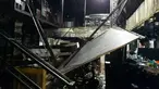 Sebuah balkon runtuh di sebuah klub malam  di kota Gwanju, Korea Selatan (27/7/2019). Dilaporkan kejadian tersebut menyebabkan dua orang tewas dan 10 lainnya cedera, termasuk sejumlah atlet polo air yang akan mengikuti Kejuaraan Renang Dunia. (AFP Photo/Yonhap)