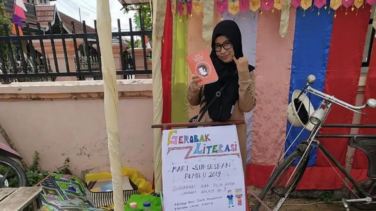 Kurnia Astuti, Guru SD pegiat gerobak baca