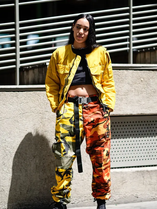 [bintang] 7 Inspirasi Pakai Crop Top Tanpa Harus Malu Sama Umur