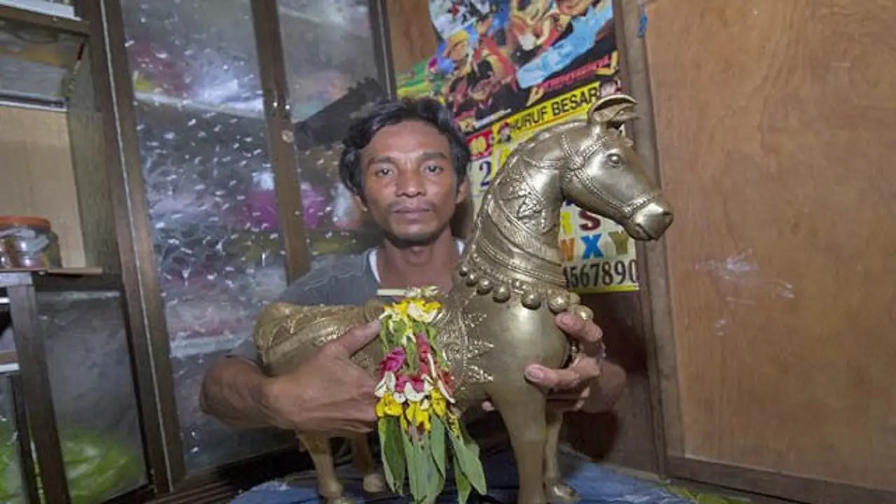patung kuno