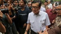 Yasonna H Laoly diperiksa selama hampir tujuh jam. (Liputan6.com/Herman Zakharia)
