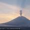 Gunung Semeru erupsi dengan tinggi letusan mencapai 1 km di atas puncak pada Sabtu (30/5/2026) sore (Istimewa)