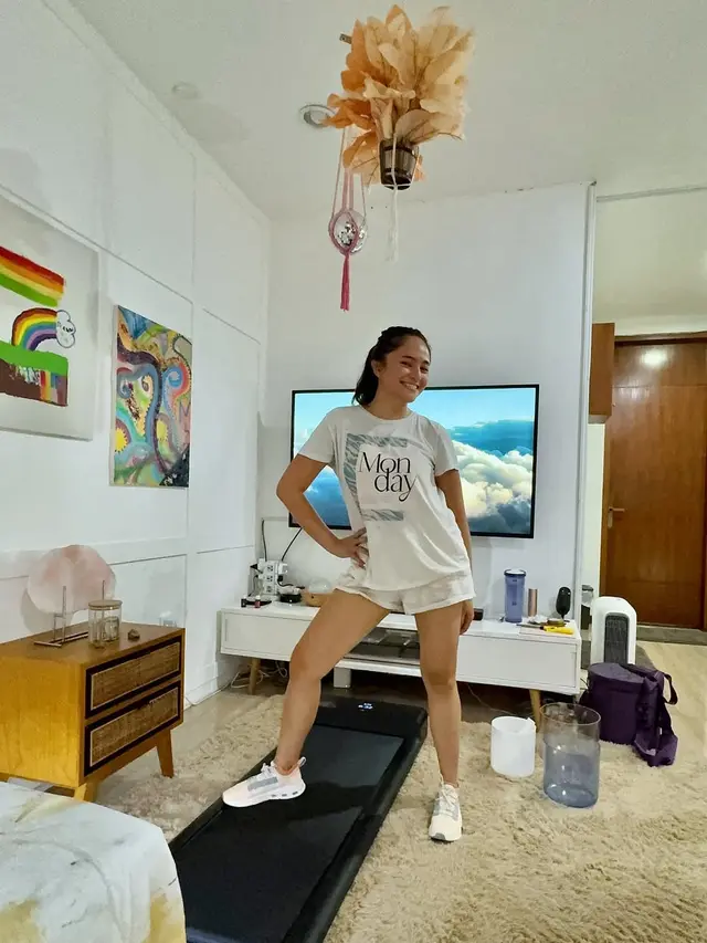8 Outfit Olahraga ala Marshanda, Tampil Simpel Namun Stylish