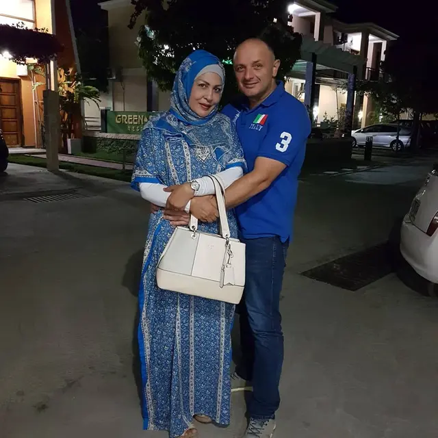 6 Potret Atha Mantan Istri Raul Lemos dan Suaminya, Harmonis